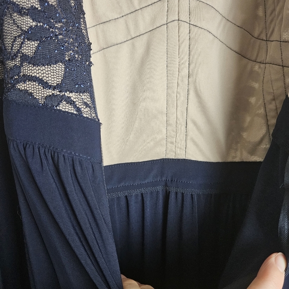 R&M Richards Women's Navy and Taupe Maxi Length Dress Gown Size 18W - Picture 10 of 11